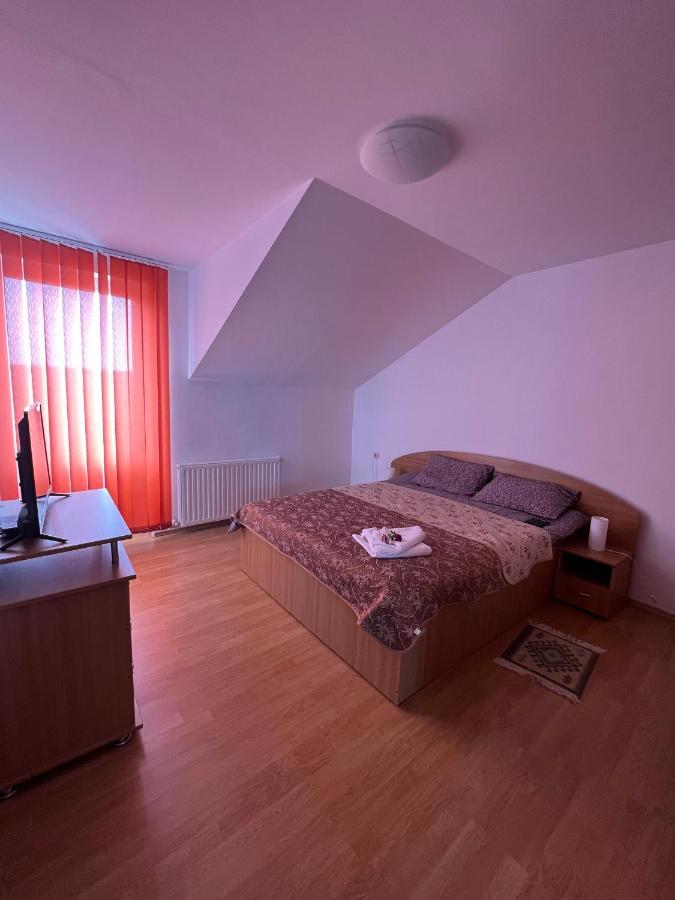 Villa Casa Lv à Sura Mica Extérieur photo