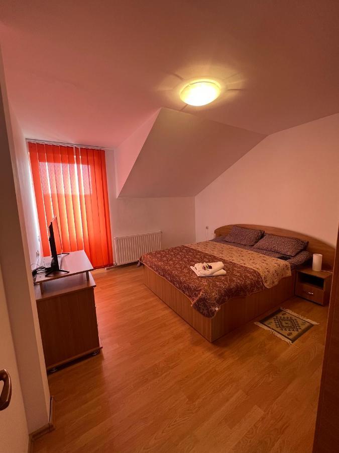 Villa Casa Lv à Sura Mica Extérieur photo
