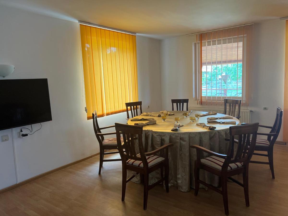 Villa Casa Lv à Sura Mica Extérieur photo